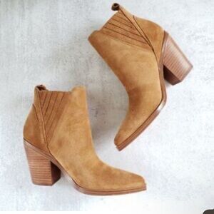 NEW Marc Fisher Tan Suede Ankle Boots